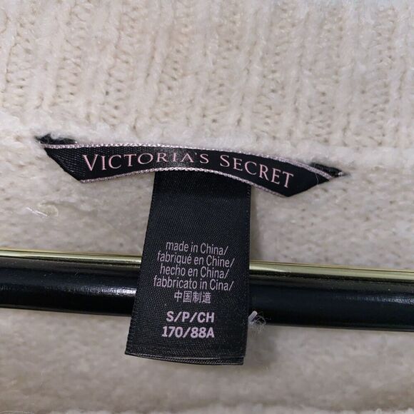 Victoria's Secret fuzzy boat neck boxy sweater size small - Picture 6 of 13